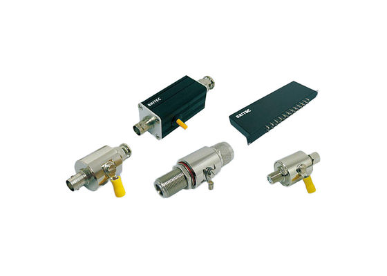 50 Ω Lightning Smart Surge Protector Overheating Protection Konsumsi Rendah Socket BNC