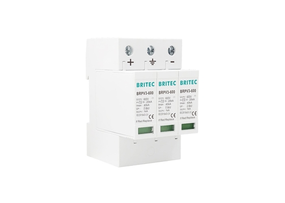 Plastik termal IEC61643-31 600VDC 40kA Pv Surge Protector Perlindungan Petir